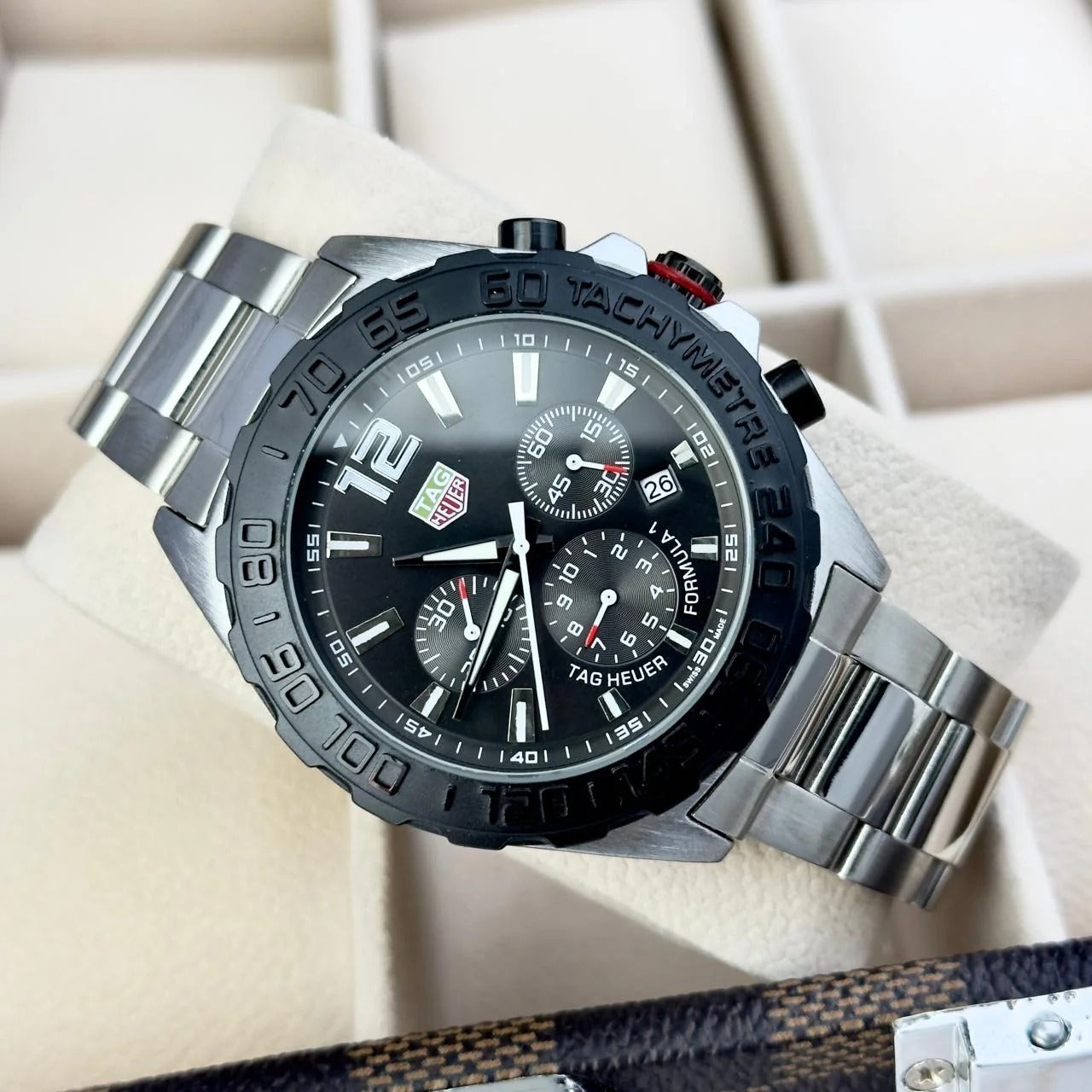 TAG HEUER TG01
