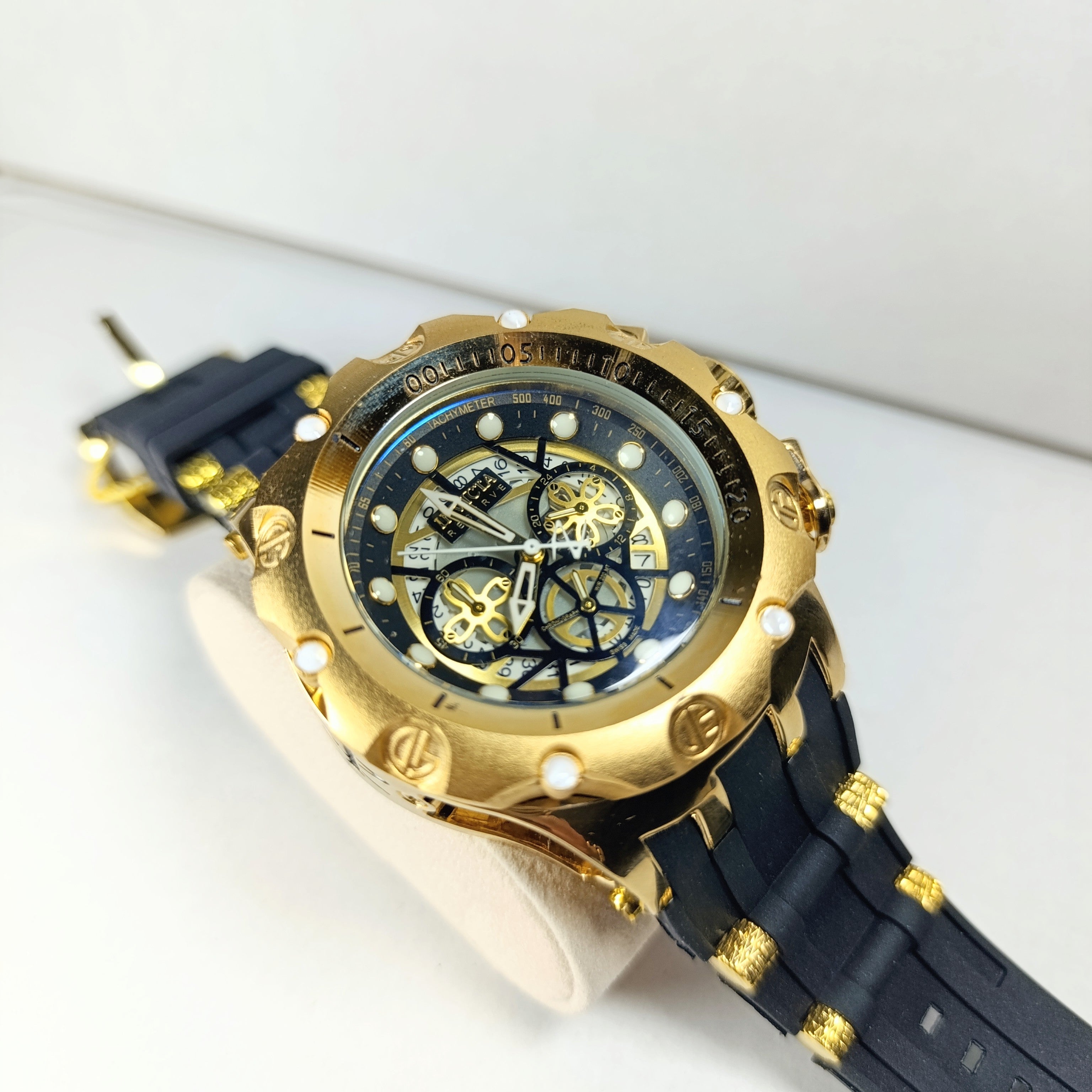 Invicta Venom Funcional