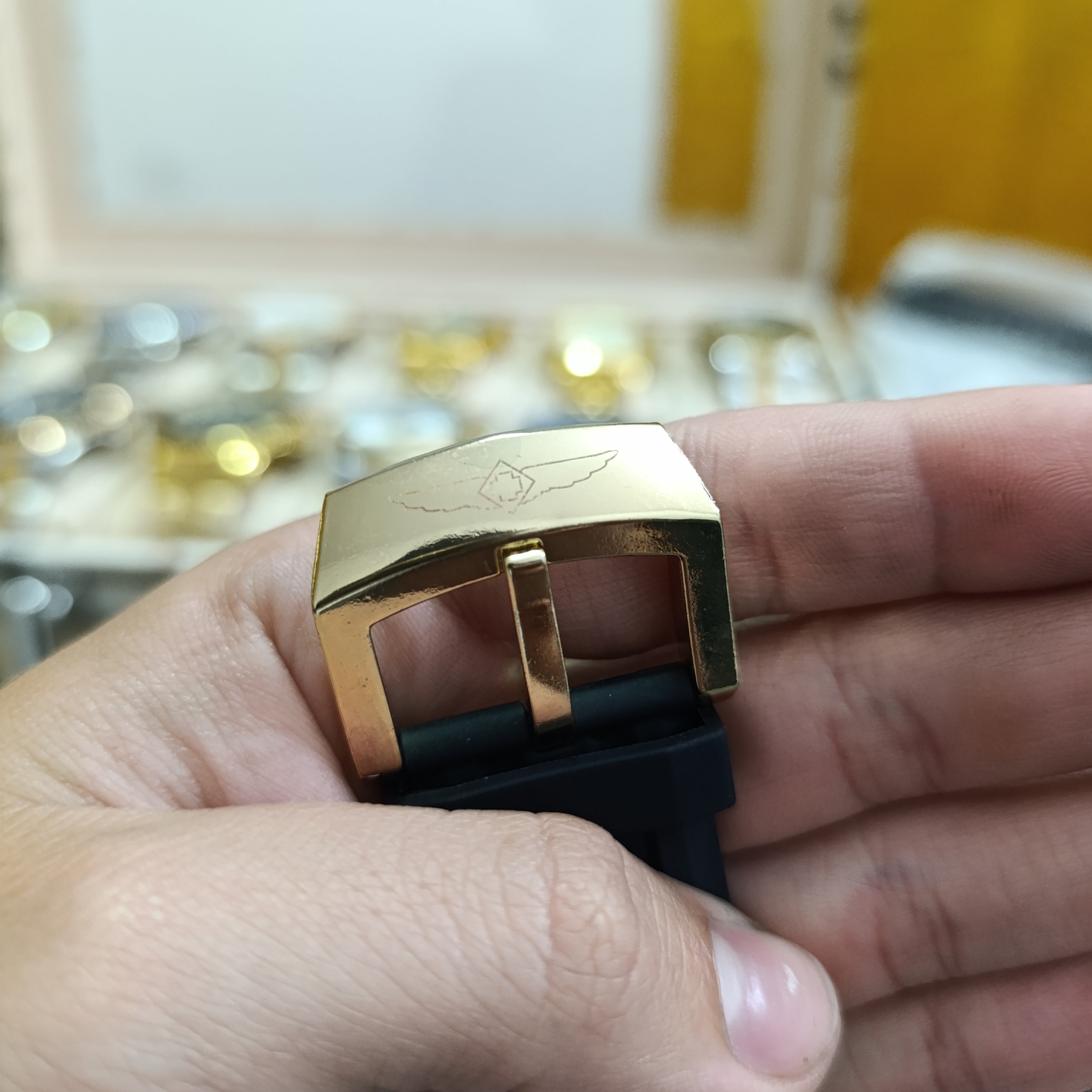 Invicta Bolt