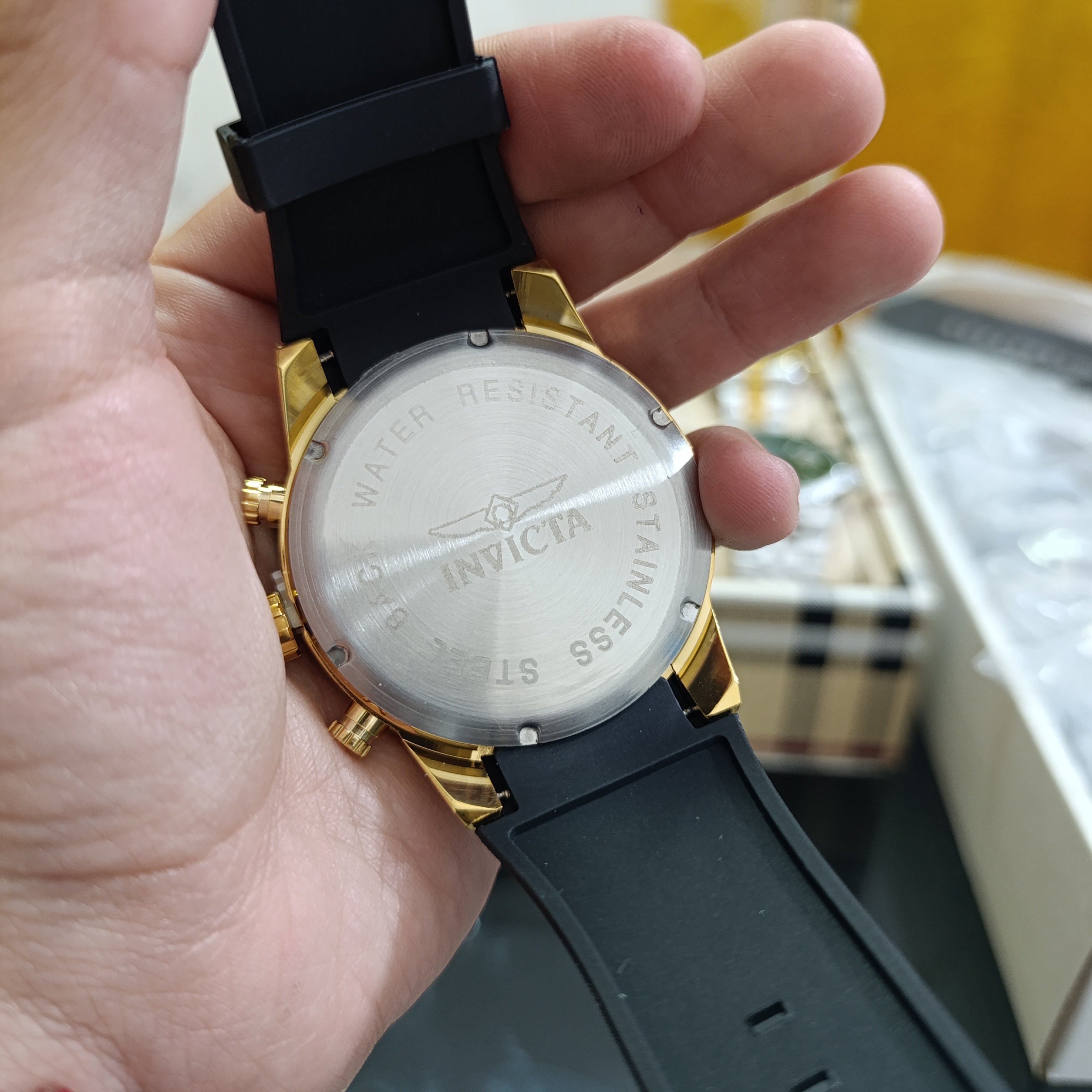 Invicta Bolt