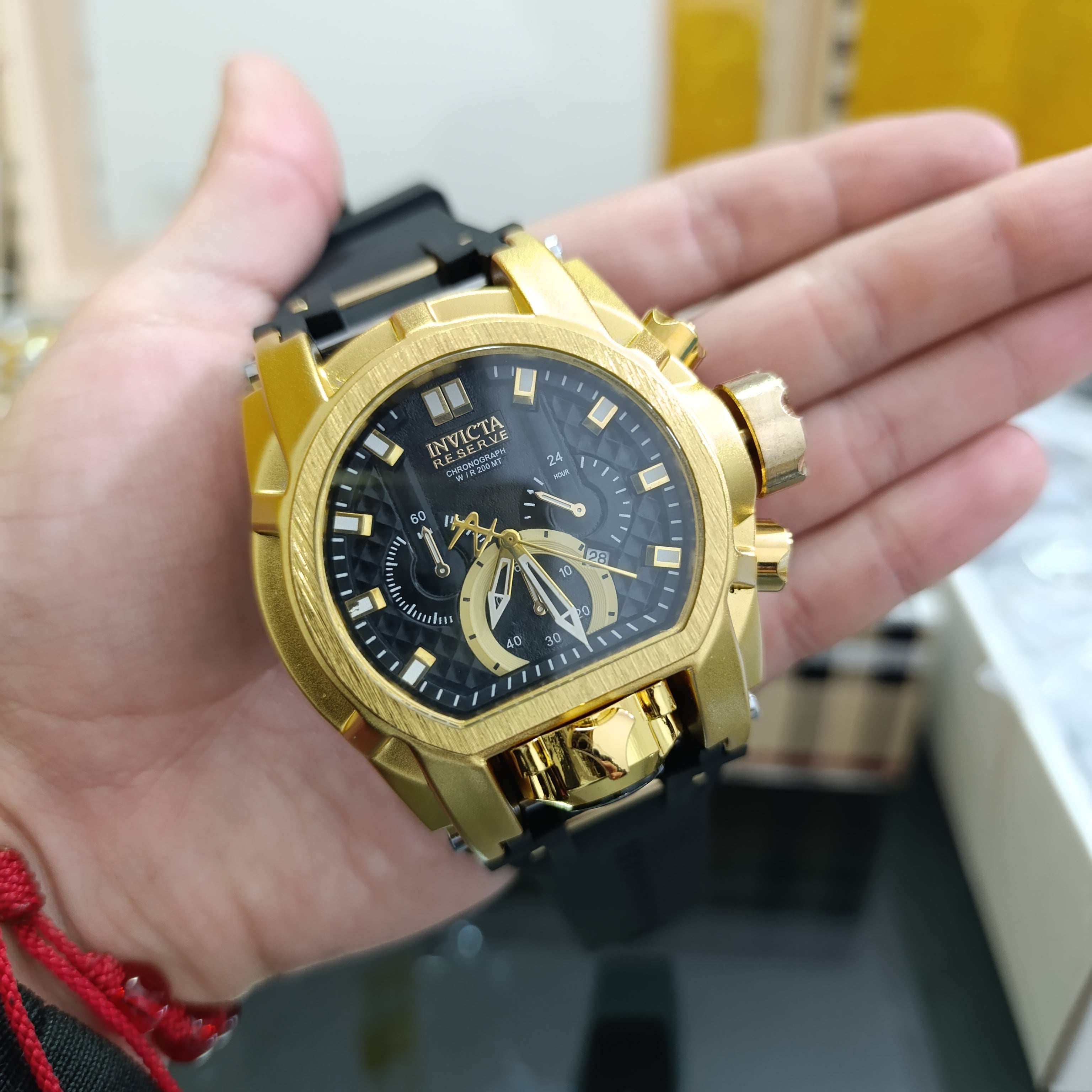 Invicta Zeus